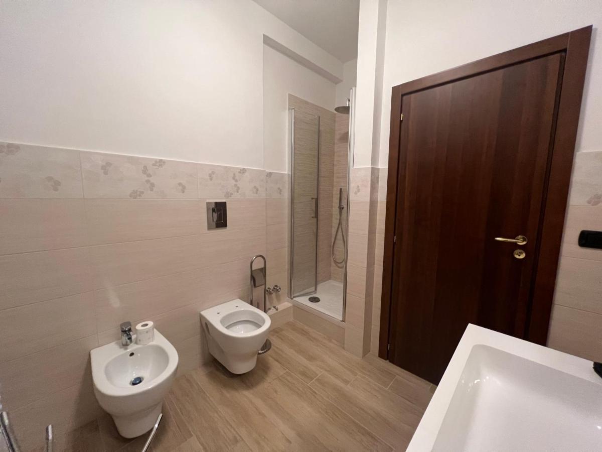 Marta'S Apartment Рокказаро Экстерьер фото